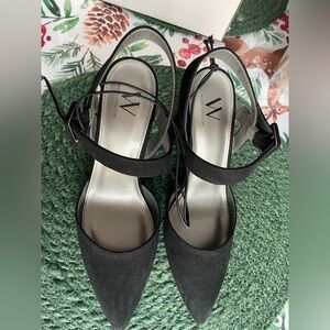 NIB WORTHINGTON BLACK HEELS SIZE 9